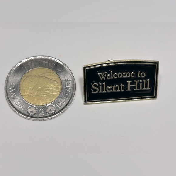 Silent Hill - “Welcome to Silent Hill” Sign Pin 😶🌫️✂️🔺 - Picture 5 of 7